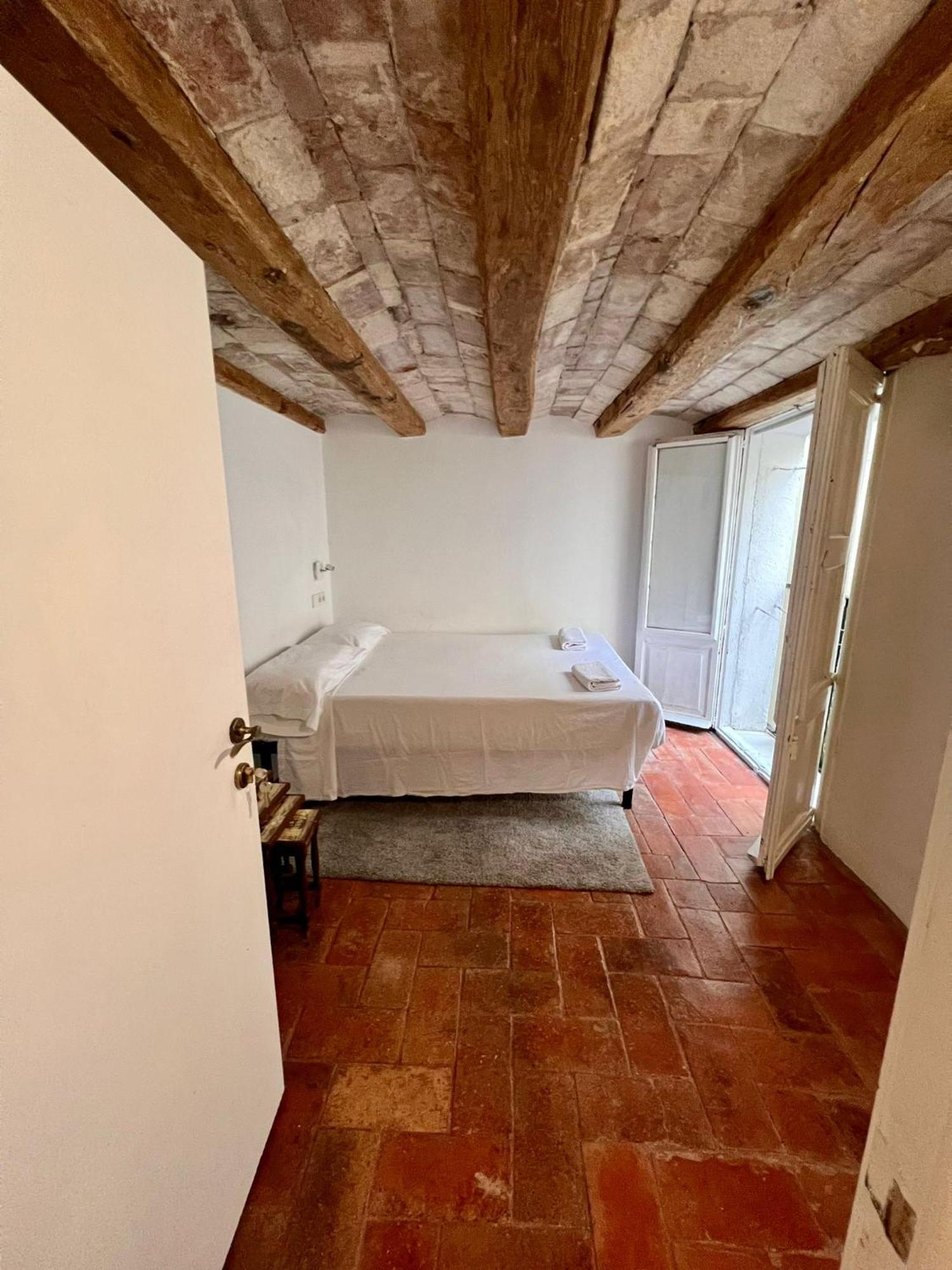 Habitacion Para Grupos Hasta 8 En Plena Rambla De Cataluna Barcelone Extérieur photo