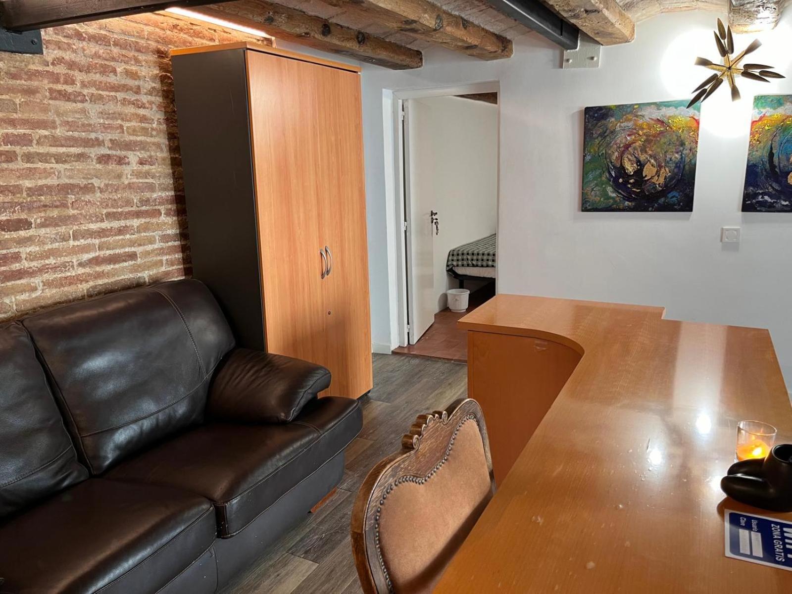Habitacion Para Grupos Hasta 8 En Plena Rambla De Cataluna Barcelone Extérieur photo